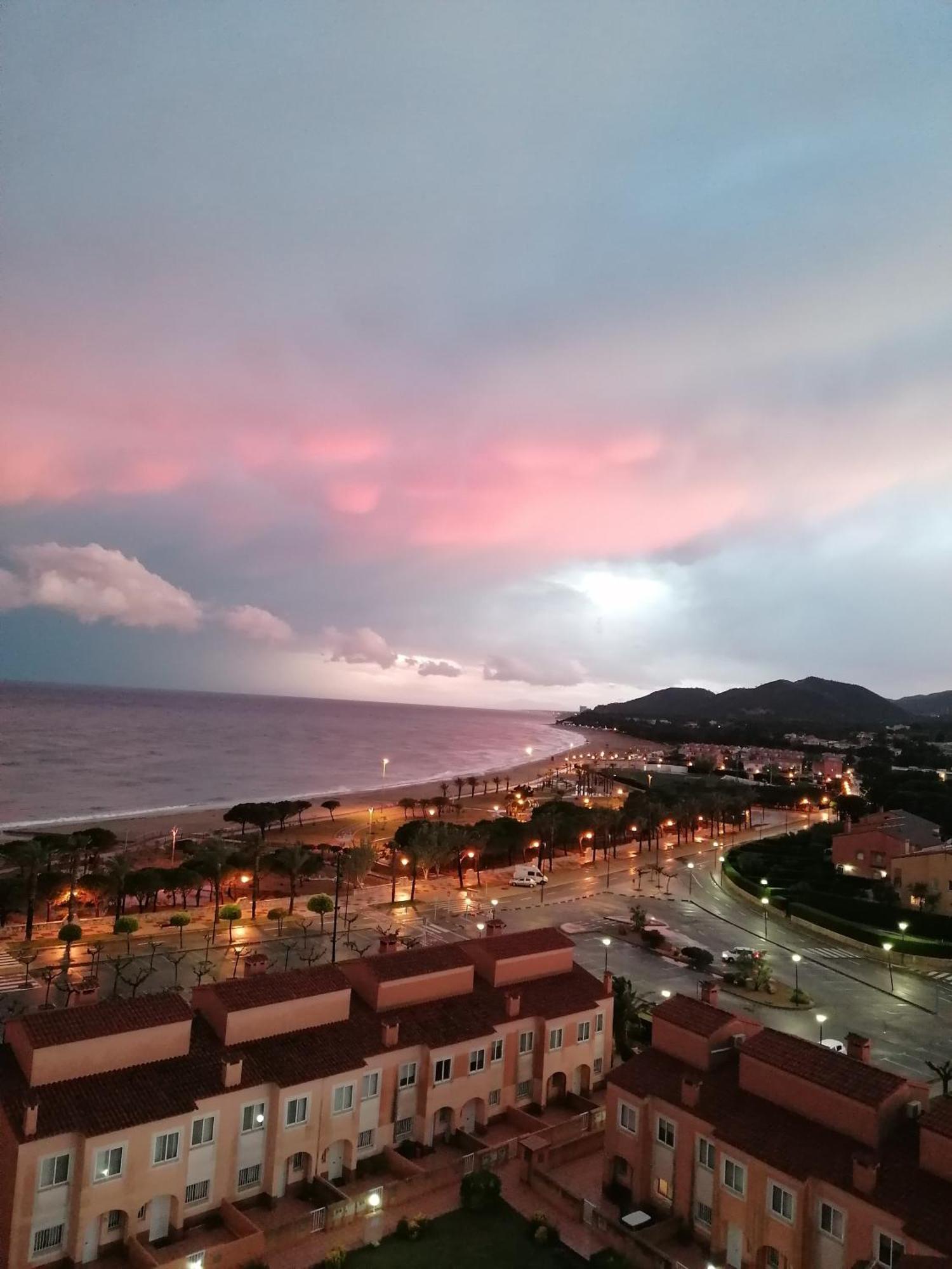 Apartamento Con Terraza, Vistas Playa Y Montana L'L'Hospitalet de l'Infant Zewnętrze zdjęcie