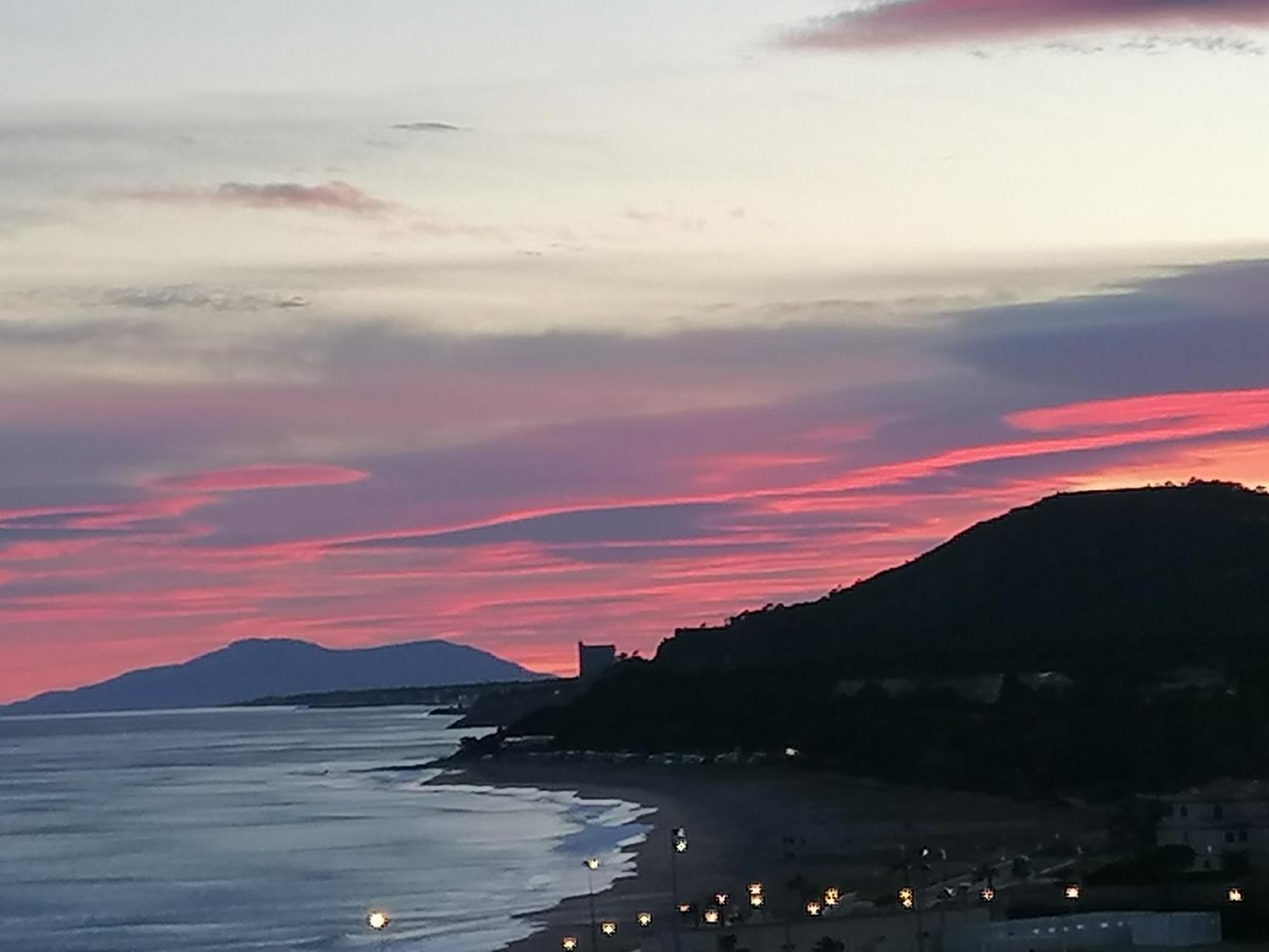 Apartamento Con Terraza, Vistas Playa Y Montana L'L'Hospitalet de l'Infant Zewnętrze zdjęcie