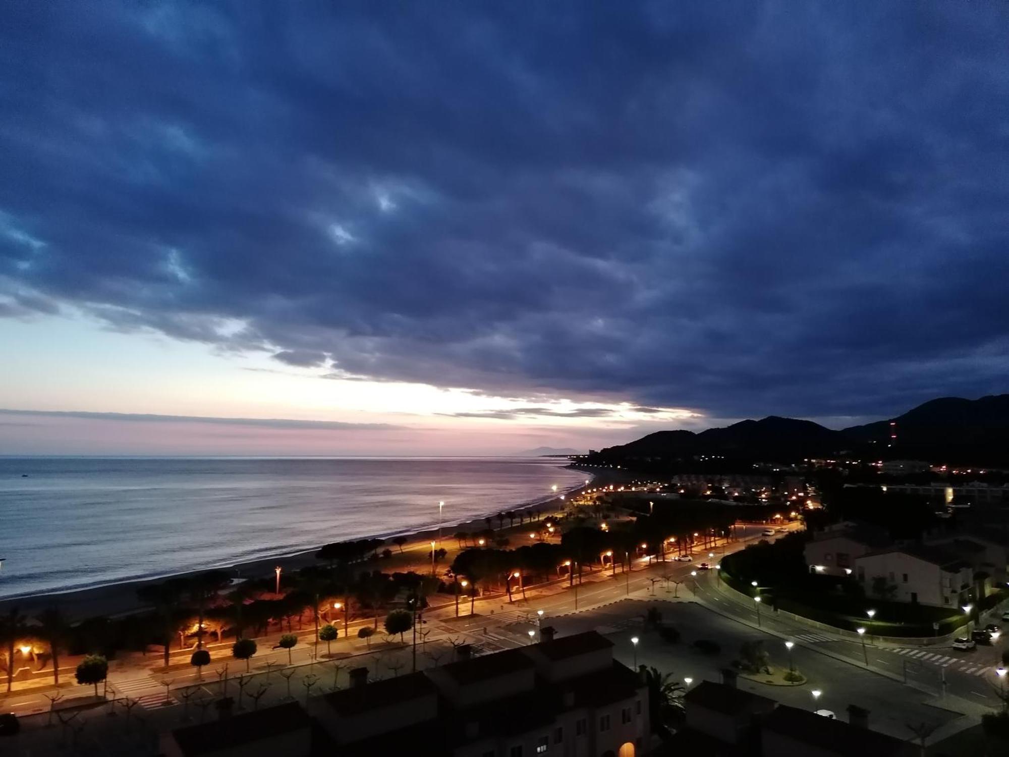 Apartamento Con Terraza, Vistas Playa Y Montana L'L'Hospitalet de l'Infant Zewnętrze zdjęcie