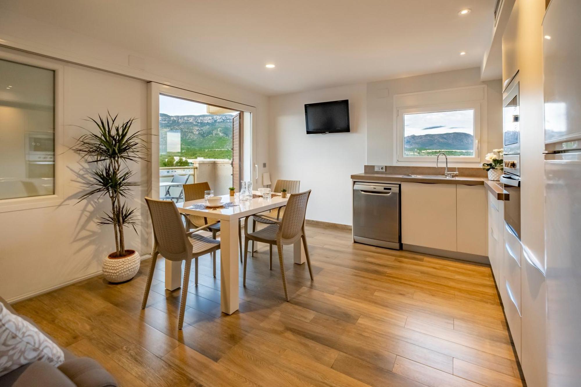 Apartamento Con Terraza, Vistas Playa Y Montana L'L'Hospitalet de l'Infant Zewnętrze zdjęcie